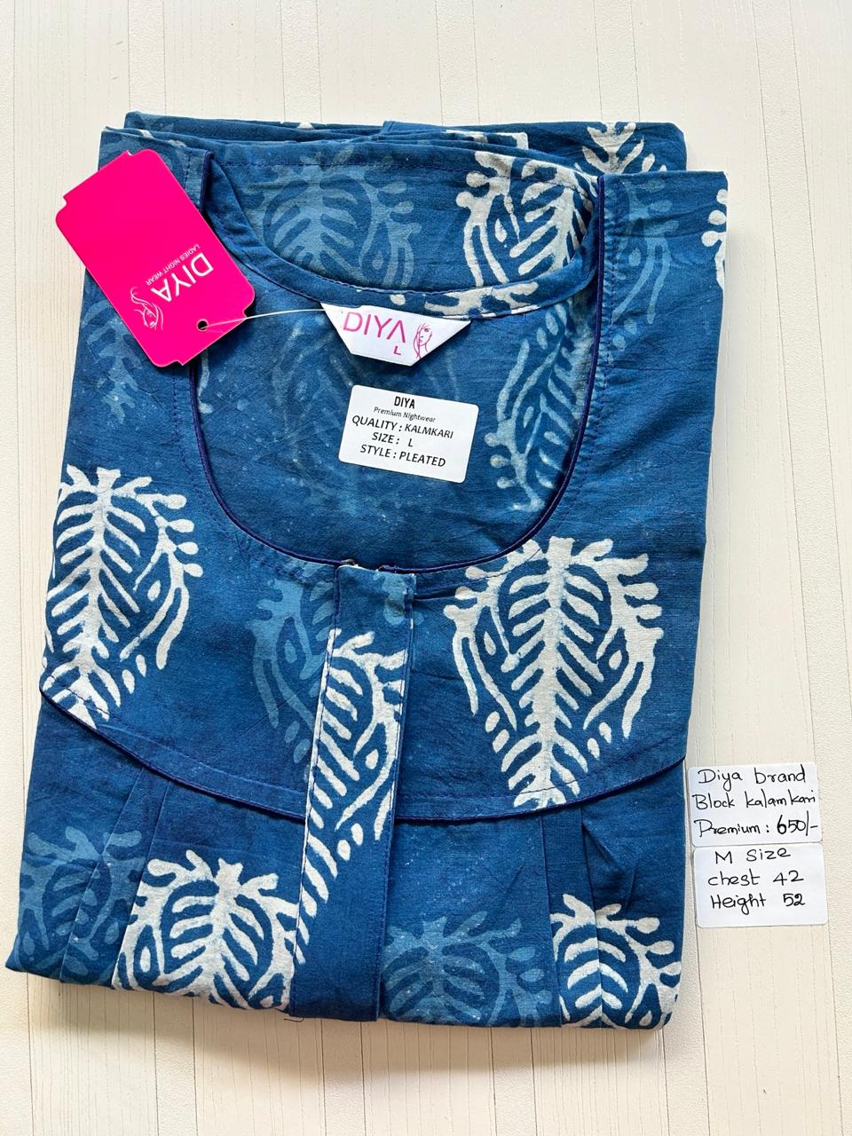 MKS002 Block Kalamkari peacock Pleats zip DD