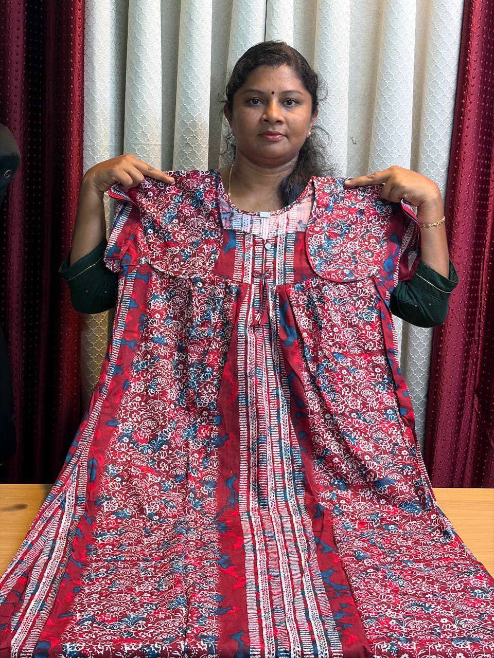 PN 321 Peacock Pleats no Zip Nighty BP CPS