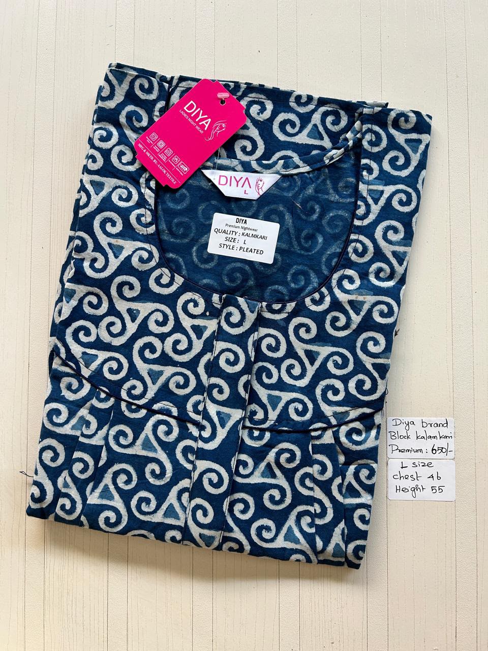 AKS053 Height Block Kalamkari peacock Pleats zip DD