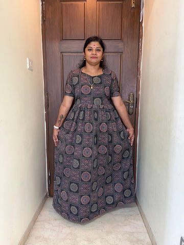 MFS 245 Peacock Height maxi frock YY1 YY2
