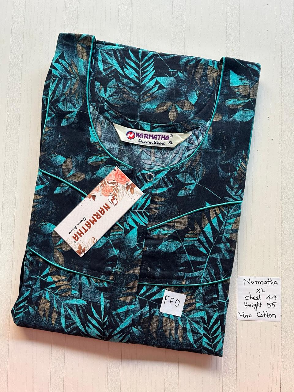 BNS025 Narmatha Pleats Zip Nighty