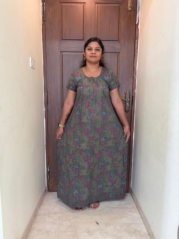 AAS5047 Height Peacock Pleats zip DD