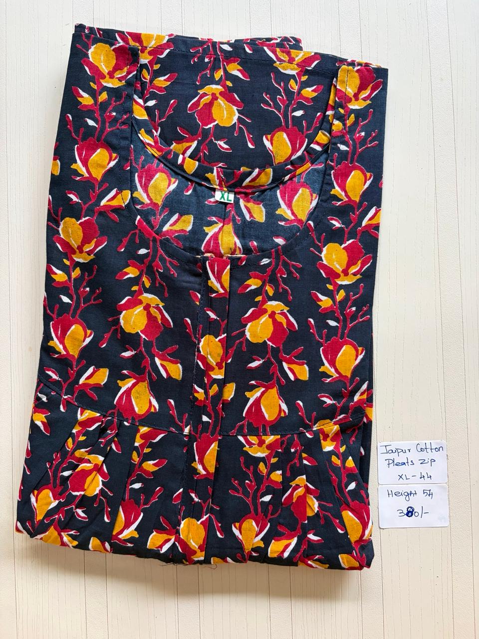 AAS1226 Peacock Pleats Zip