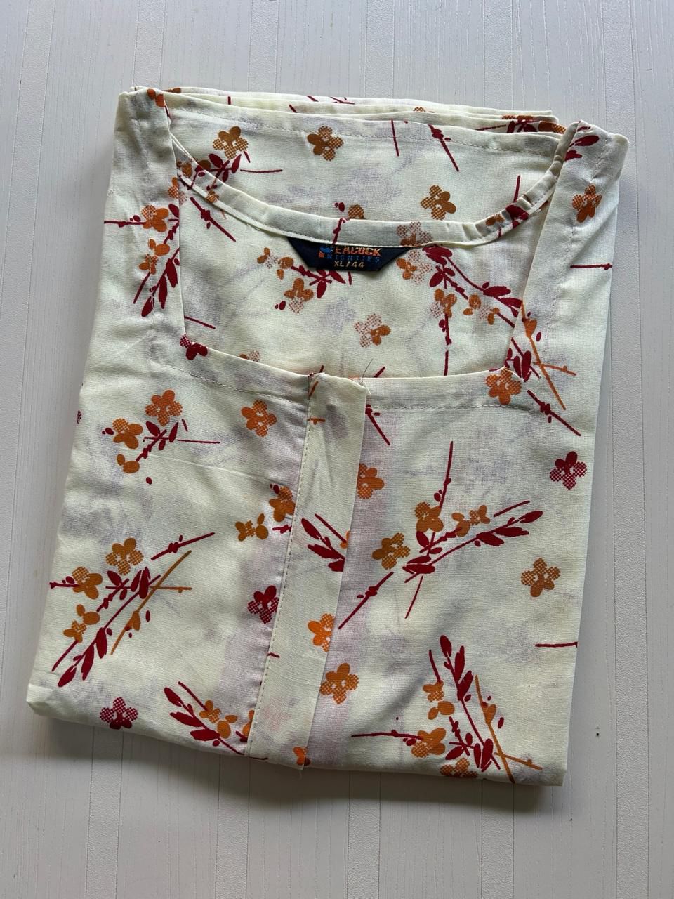 AAS0854 Peacock Zip