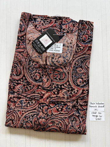 BKS047 #52 Height Block Kalamkari peacock Pleats zip