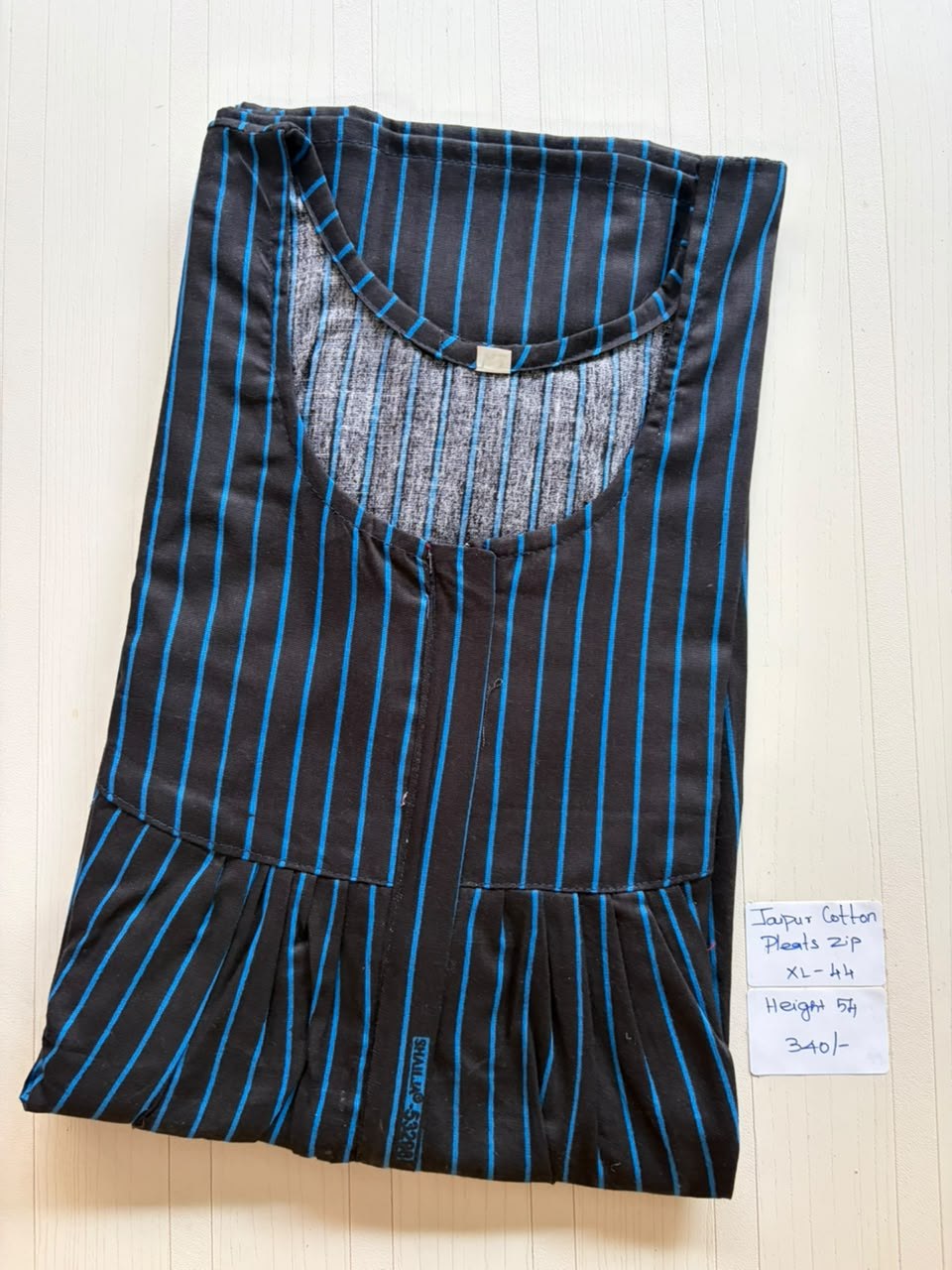 BFS026 Budget Friendly Pleats zip