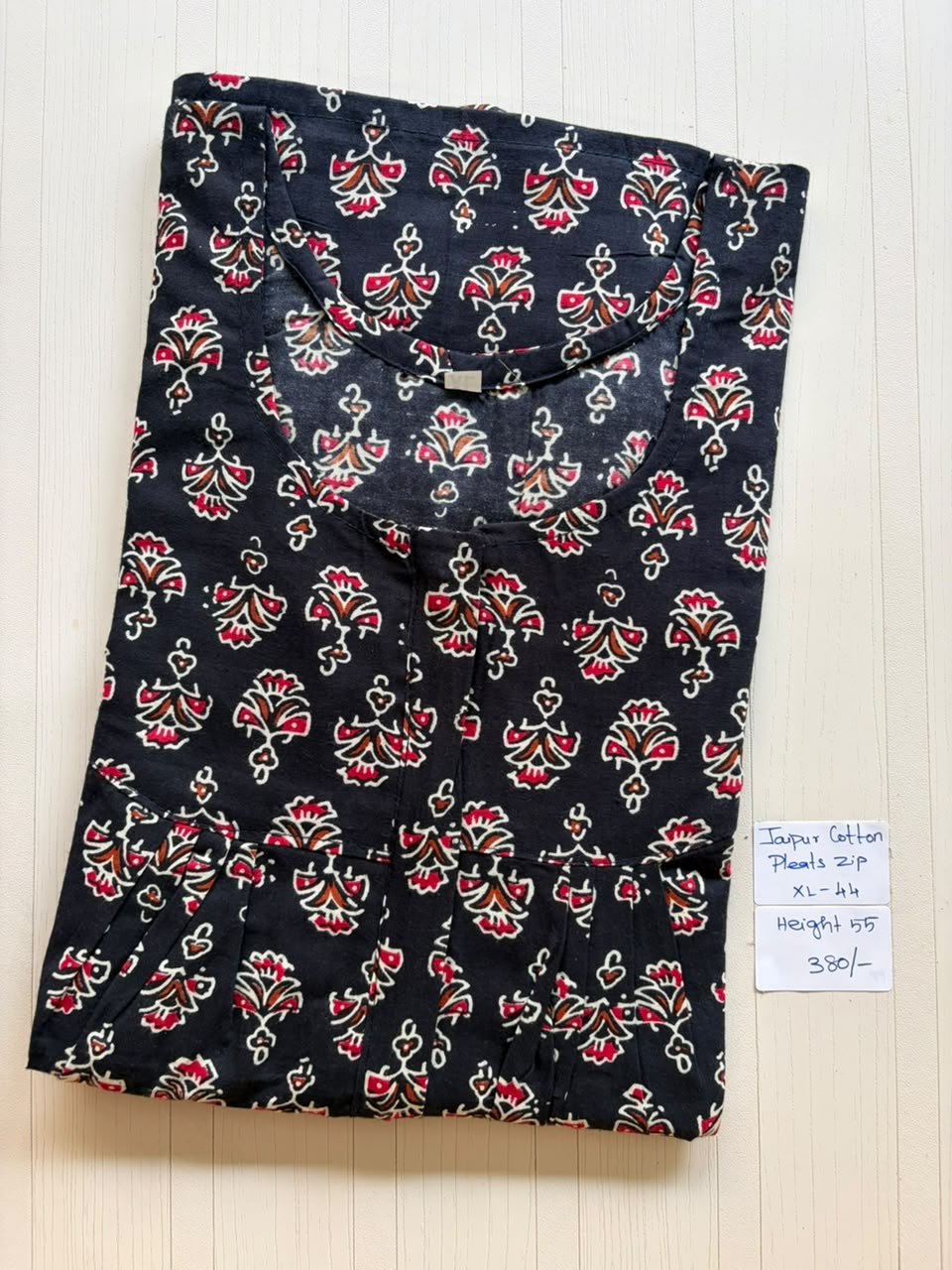 BFS066 Budget Friendly Pleats zip