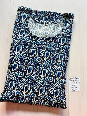 AAS8019 Height Peacock Feeding Frockk