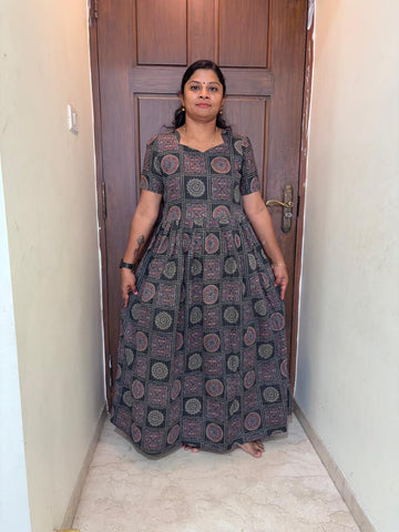 MFS106 Peacock Height maxi frock