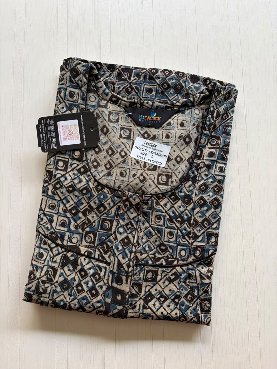 MKS054 Block Kalamkari peacock Pleats zip BP HEIGHT 56'