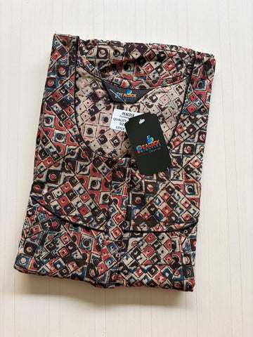 MKS066 Block Kalamkari peacock Pleats zip BP HEIGHT 56'